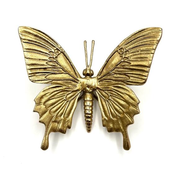 Large Metal Butterfly Gold Tone Cast Aluminum Detailed - Picture 1 of 11